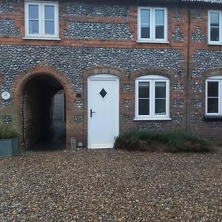 Cosy Cottage, In The Idyllic Town Of Holt Holt  Exterior photo